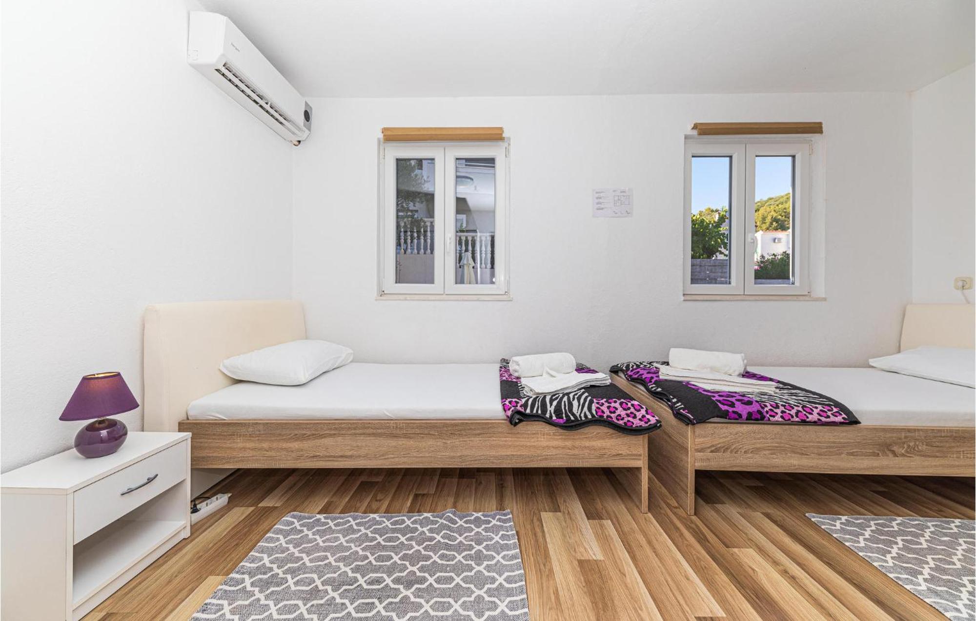 Stunning Home In Marina With Heated Swimming Pool Екстериор снимка
