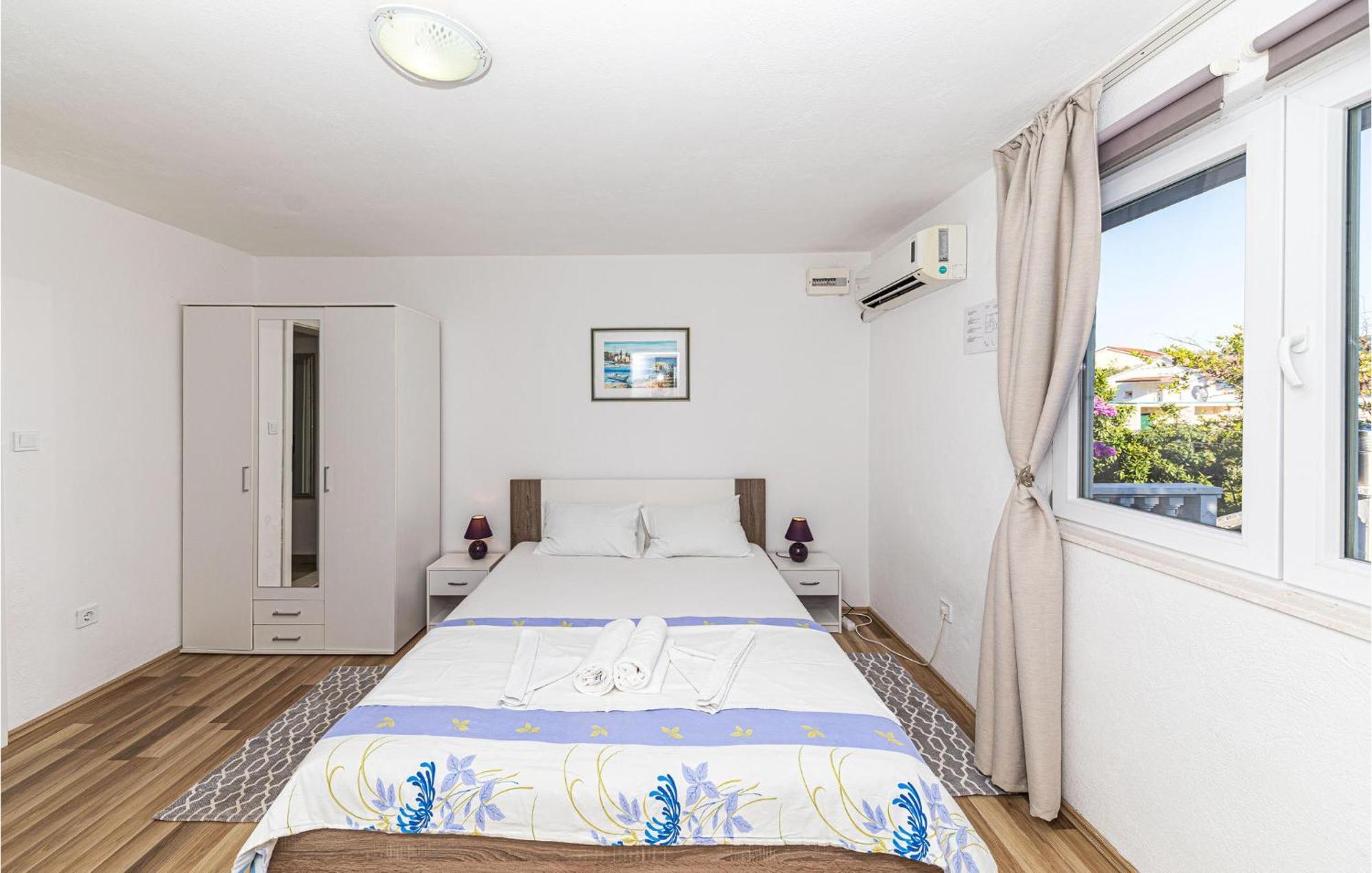 Stunning Home In Marina With Heated Swimming Pool Екстериор снимка