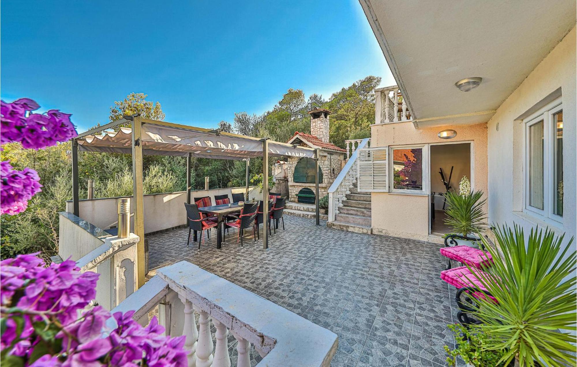 Stunning Home In Marina With Heated Swimming Pool Екстериор снимка