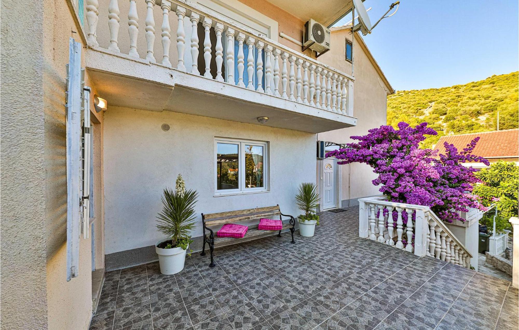 Stunning Home In Marina With Heated Swimming Pool Екстериор снимка
